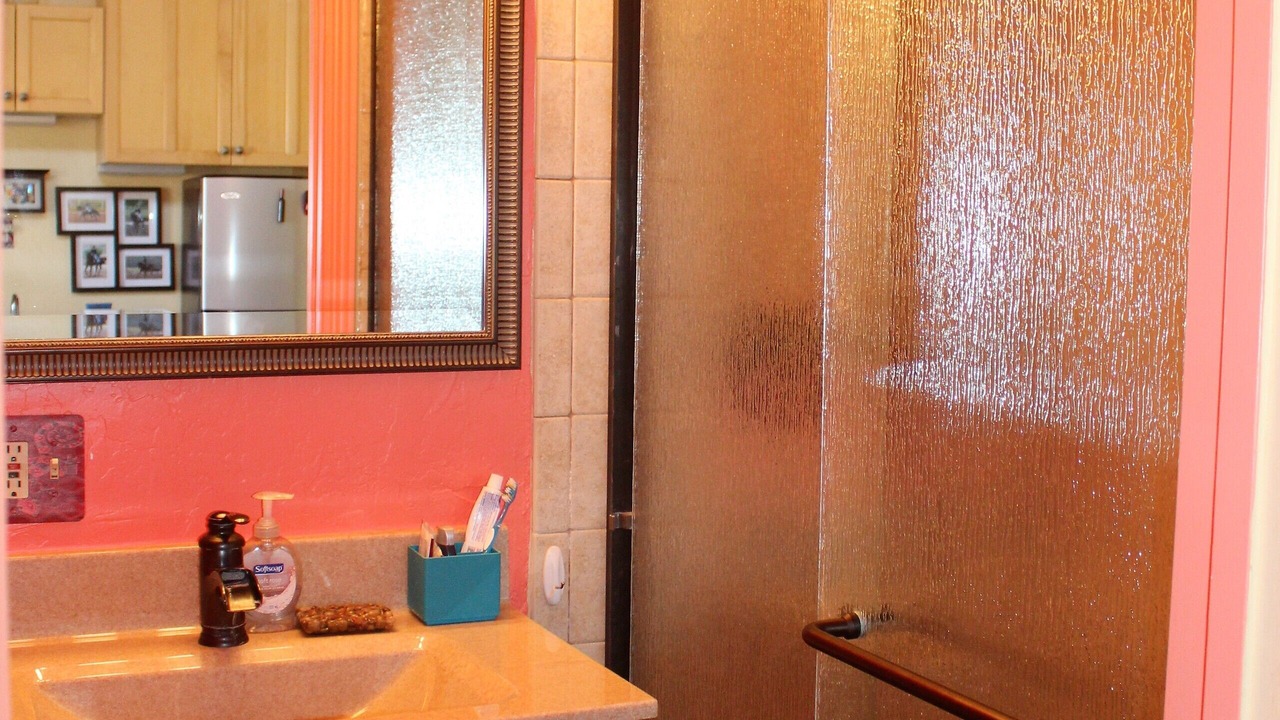 Photo of Bathroom in Sonoita