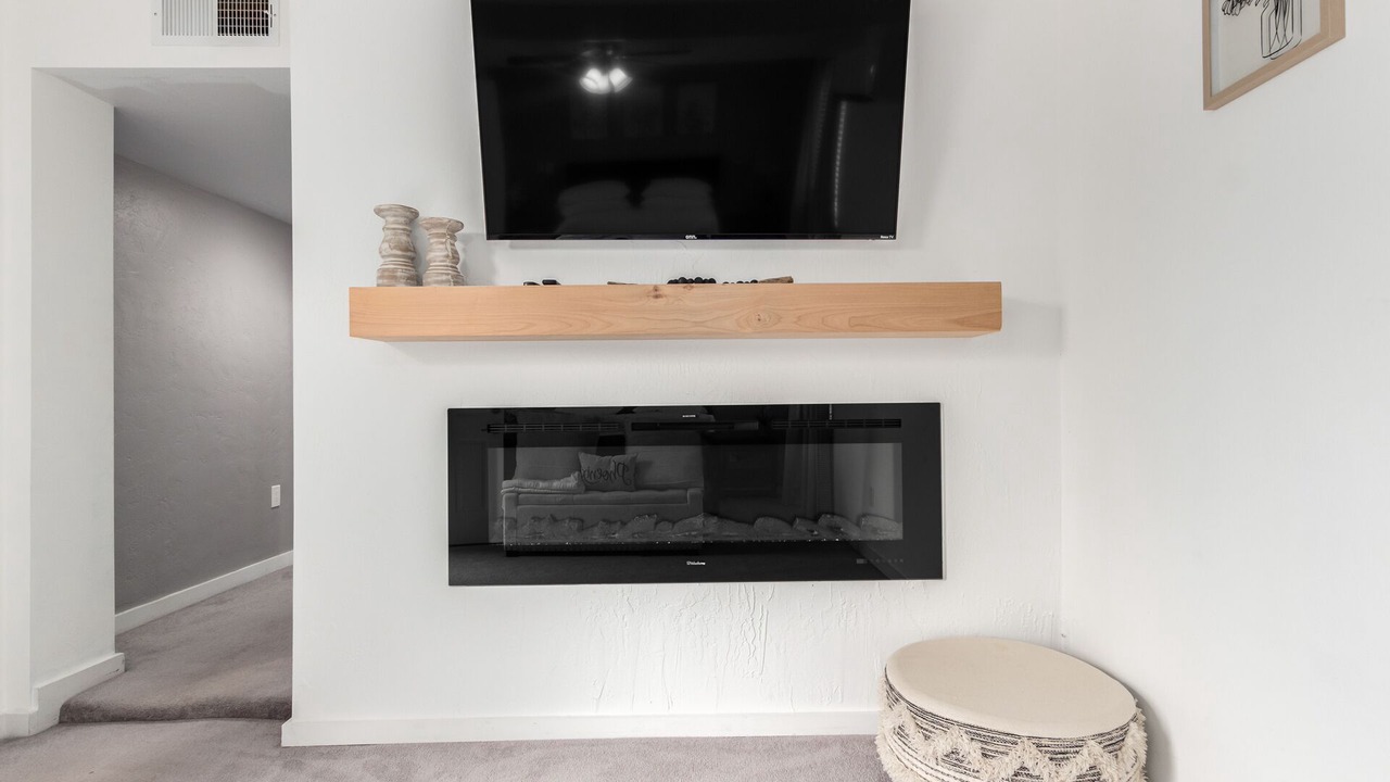 Photo of Livingroom in Camelback East