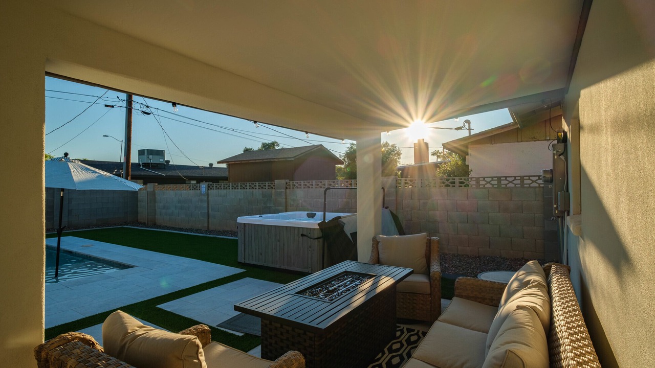 Photo of Patio Balcony in Mereway Manor