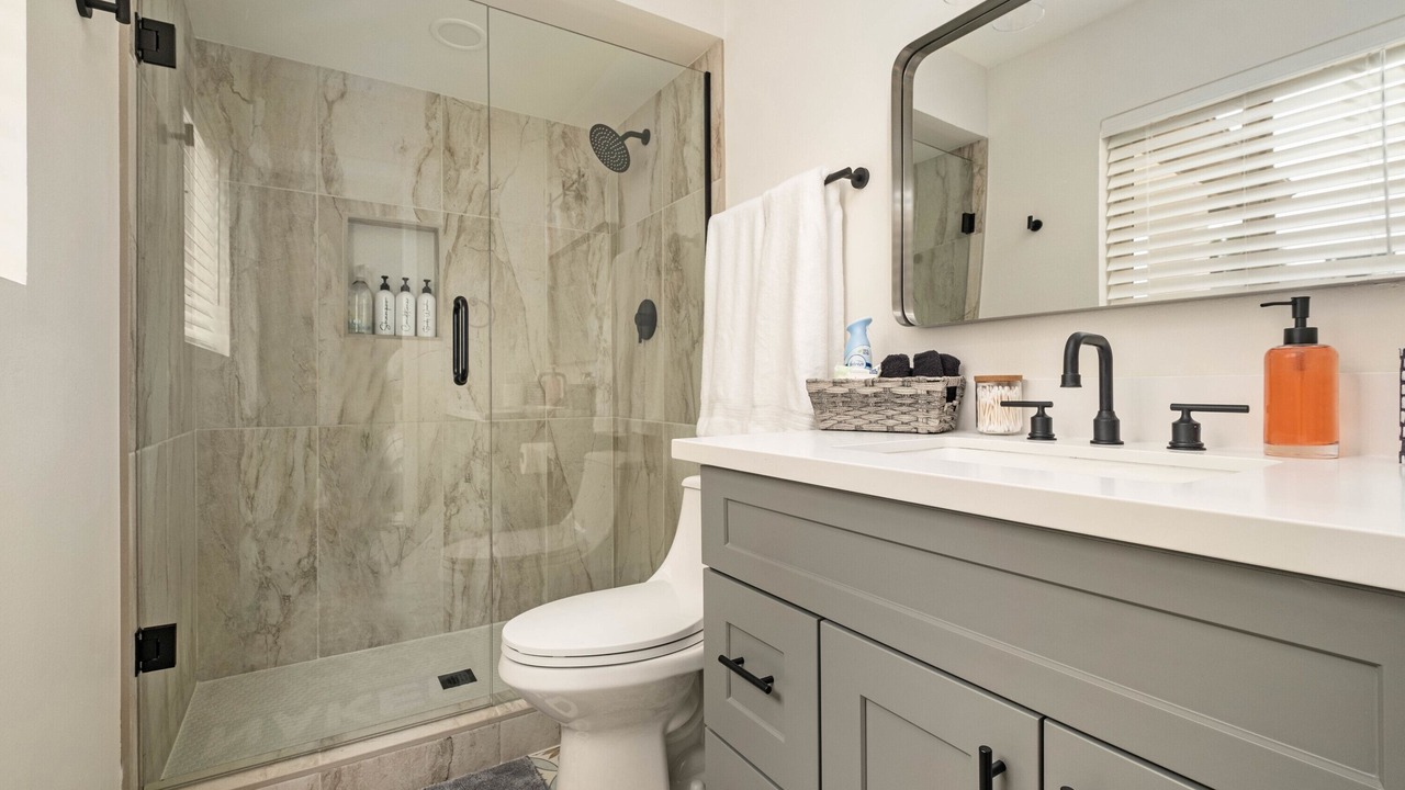 Photo of Bathroom in Mereway Manor
