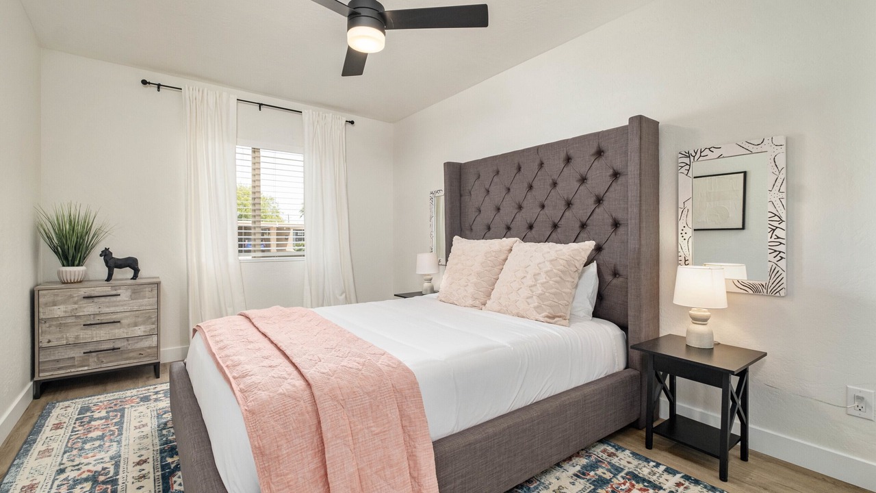 Photo of Bedroom in Mereway Manor
