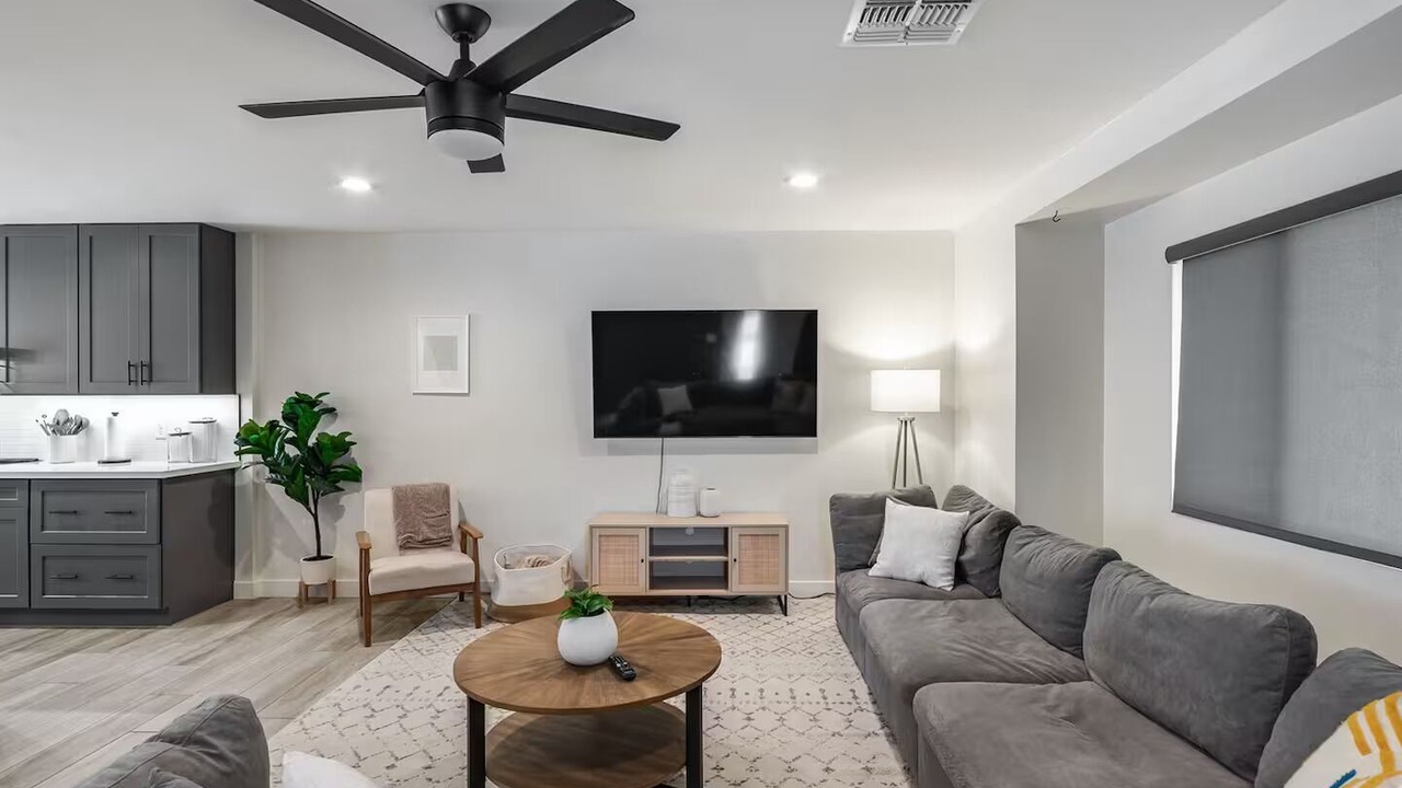 Photo of Livingroom in South Scottsdale
