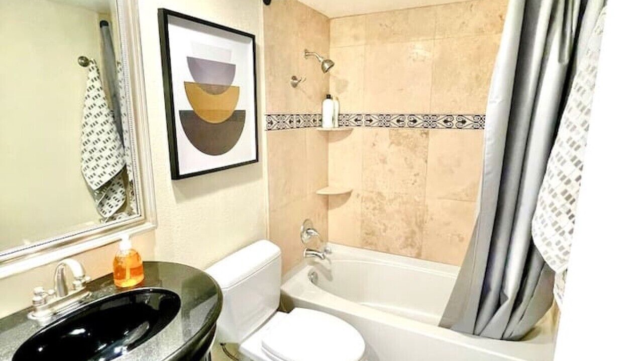 Photo of Bathroom in Cloisters