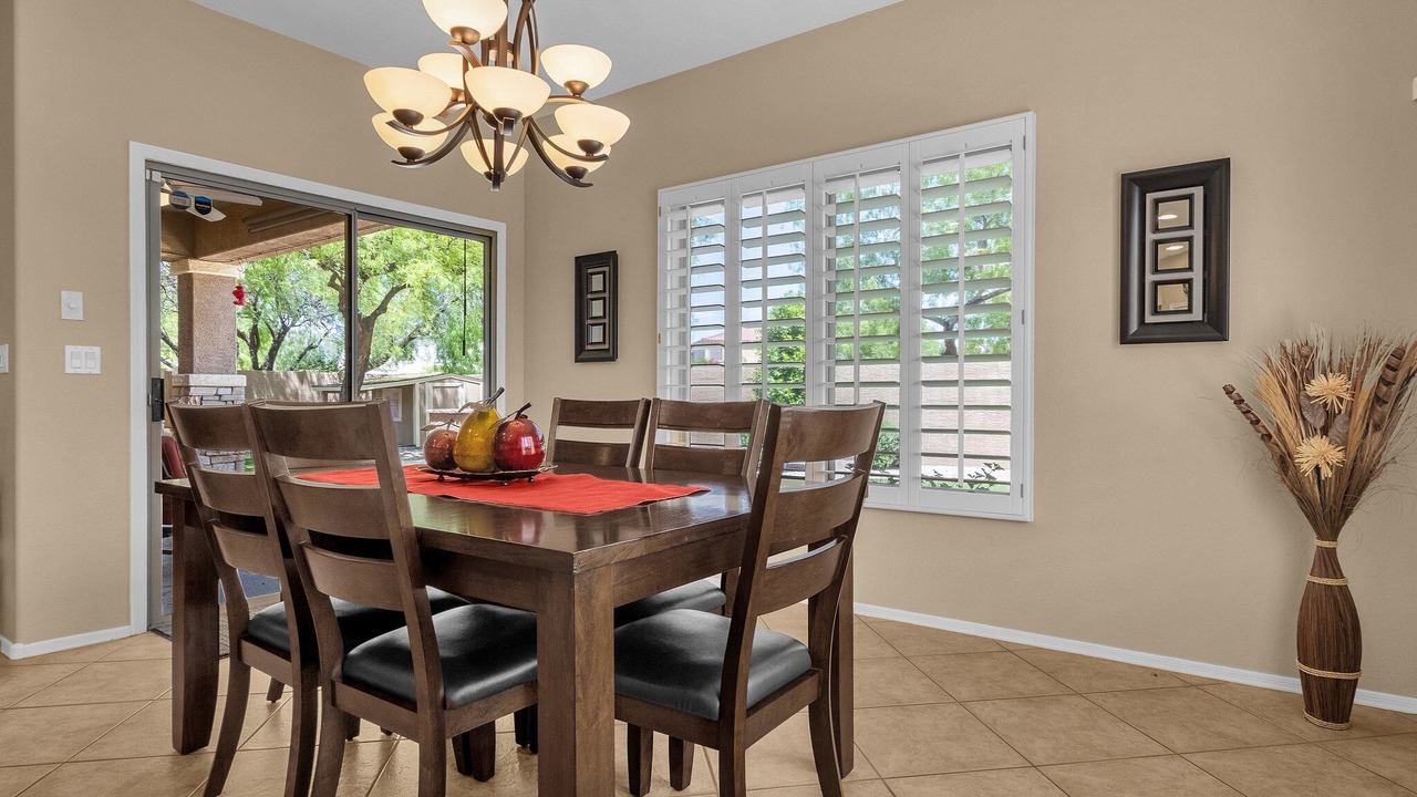 Photo of Livingroom in East Mesa
