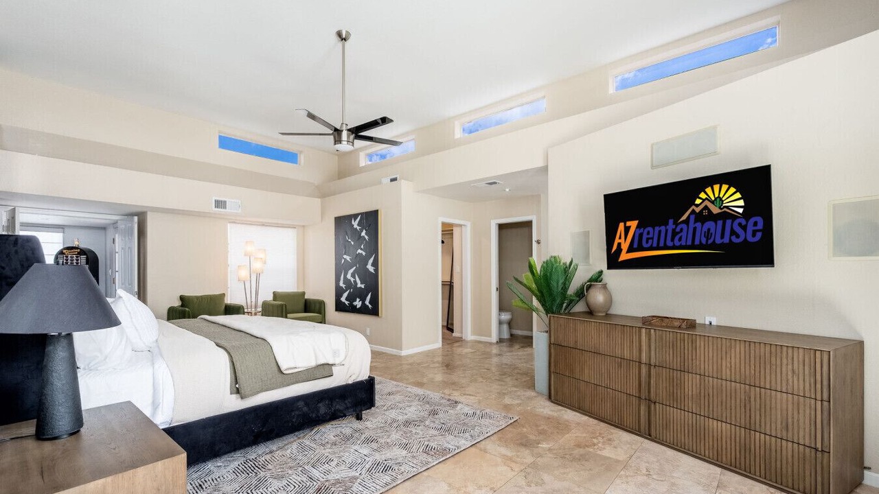 Photo of Bedroom in La Tierra Estates