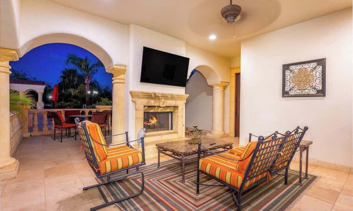 Photo of Livingroom in Shea Ranchos