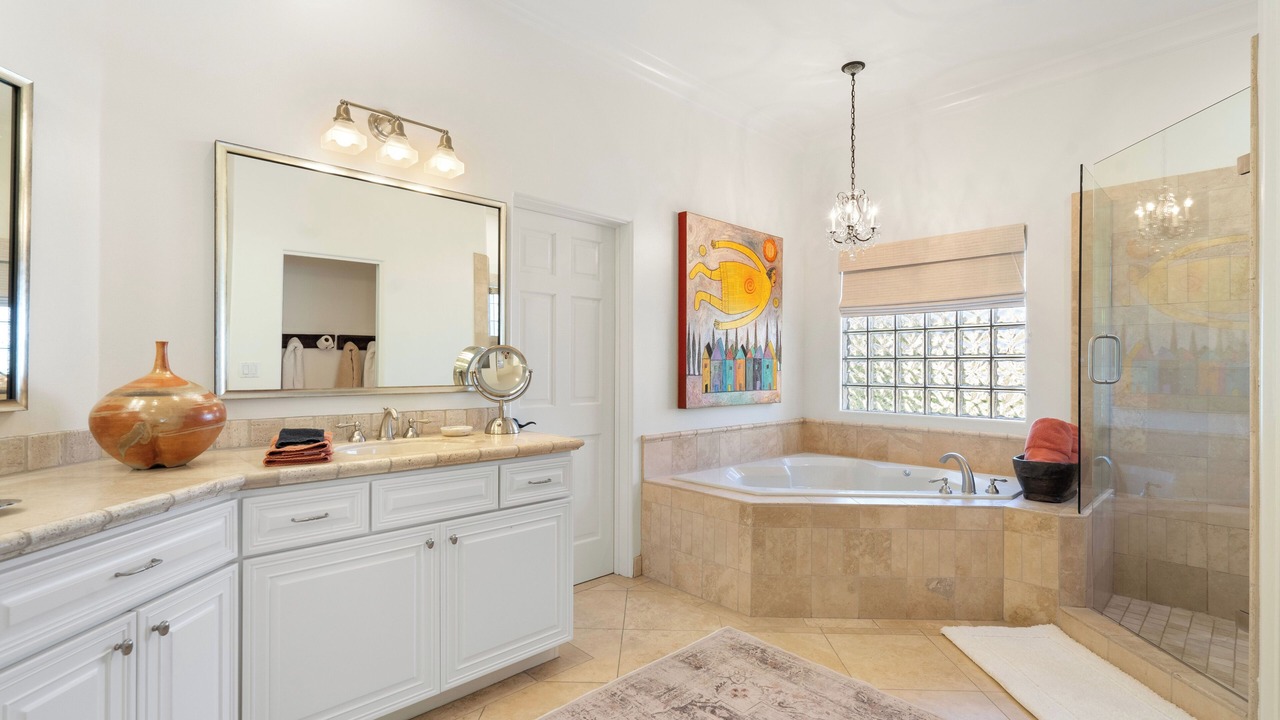 Photo of Bathroom in Shadow Hills