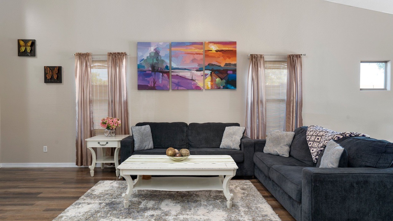 Photo of Livingroom in Laveen Village