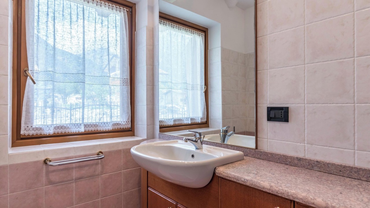 Photo of Bathroom in Pinzolo