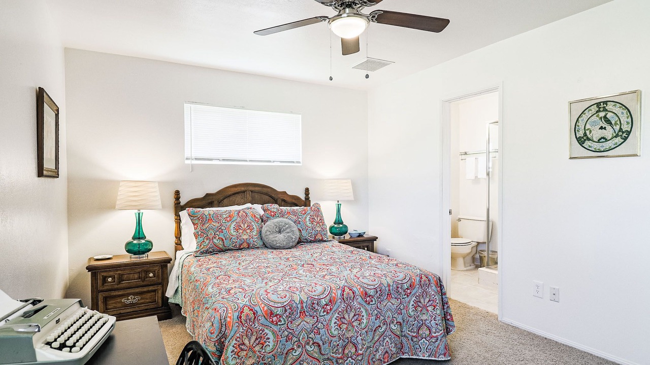 Photo of Bedroom in Glendale