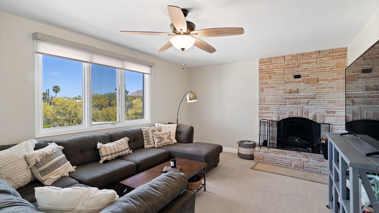 Photo of Livingroom in Tucson