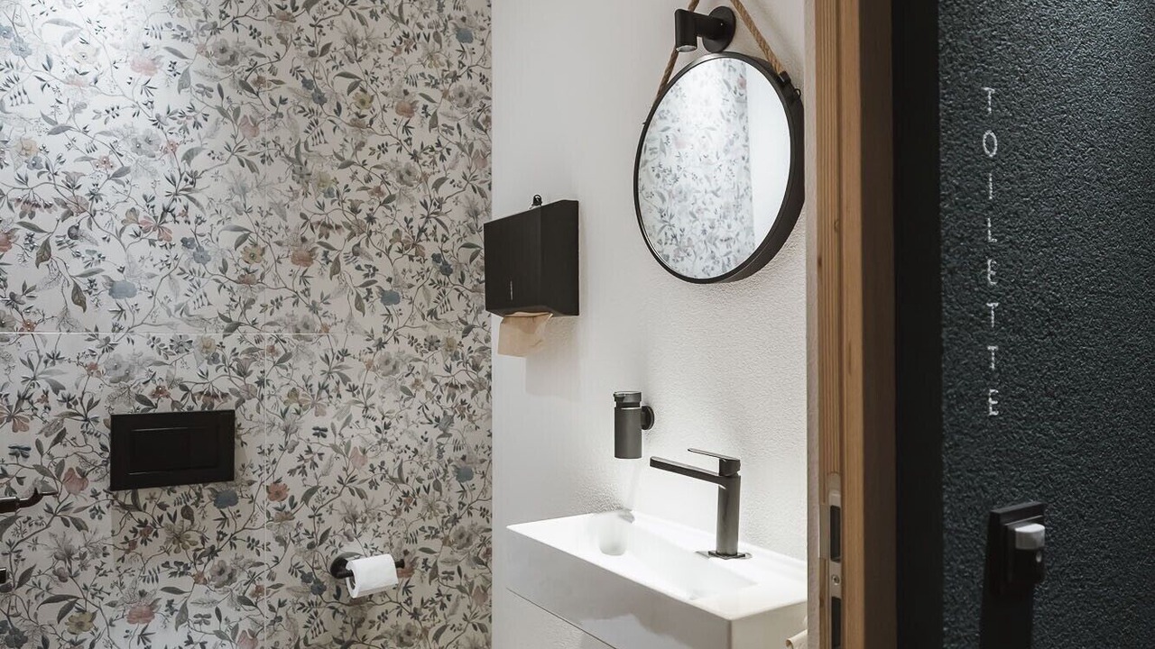 Photo of Bathroom in Lutago