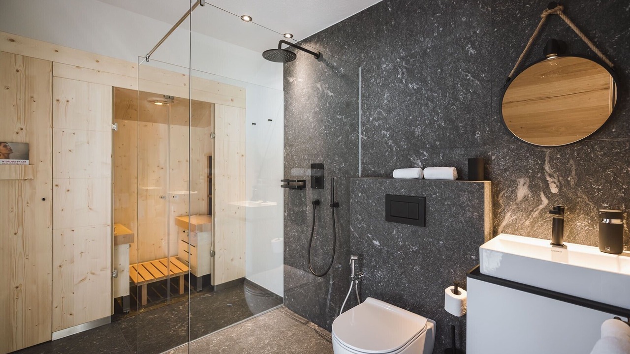 Photo of Bathroom in Lutago