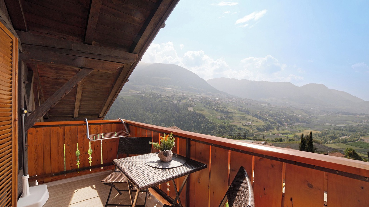 Photo of Outdoor in Caines