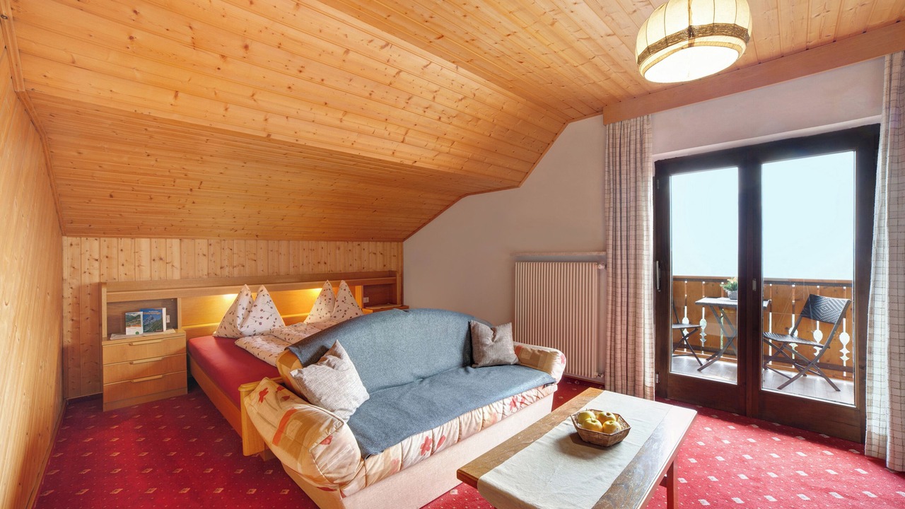 Photo of Bedroom in Caines