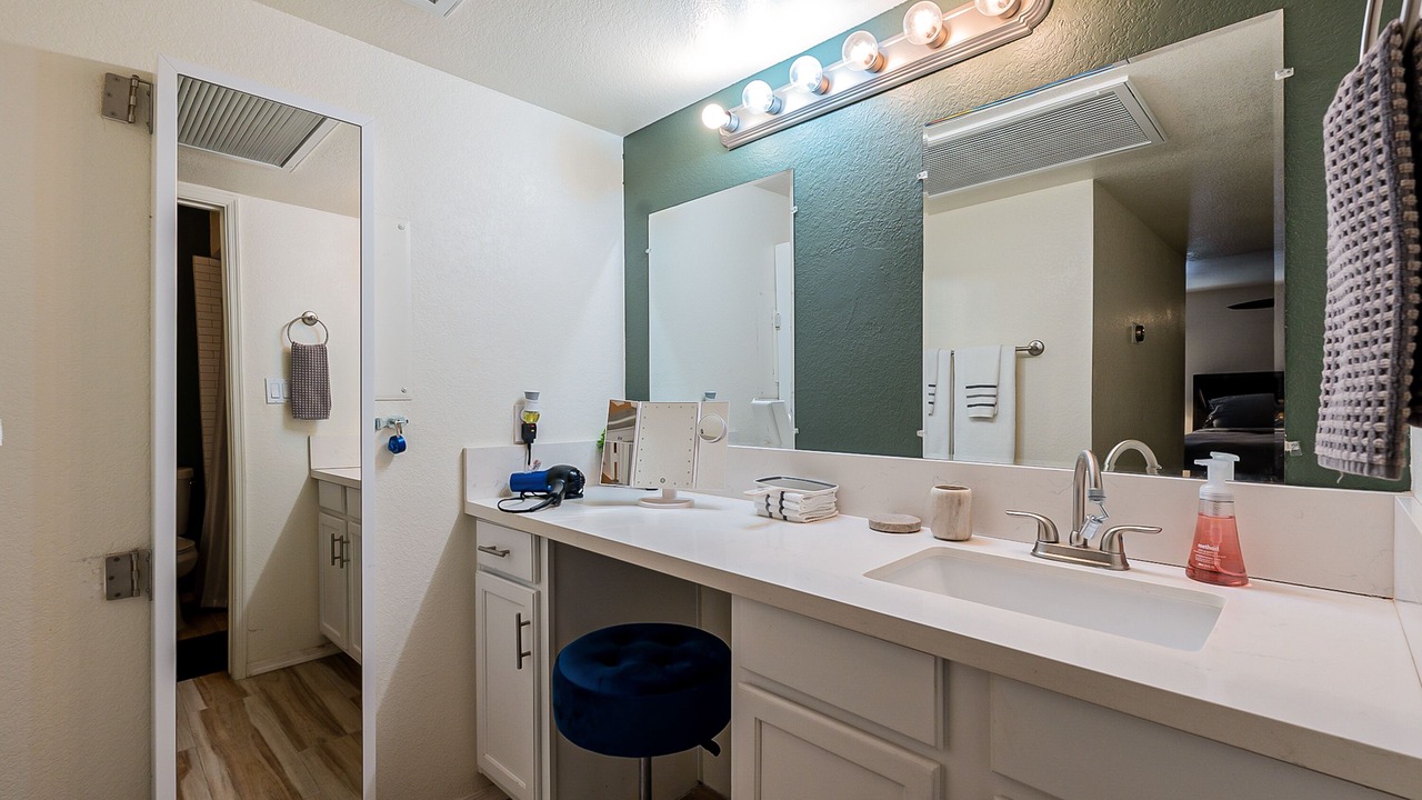 Photo of Bathroom in Central Scottsdale