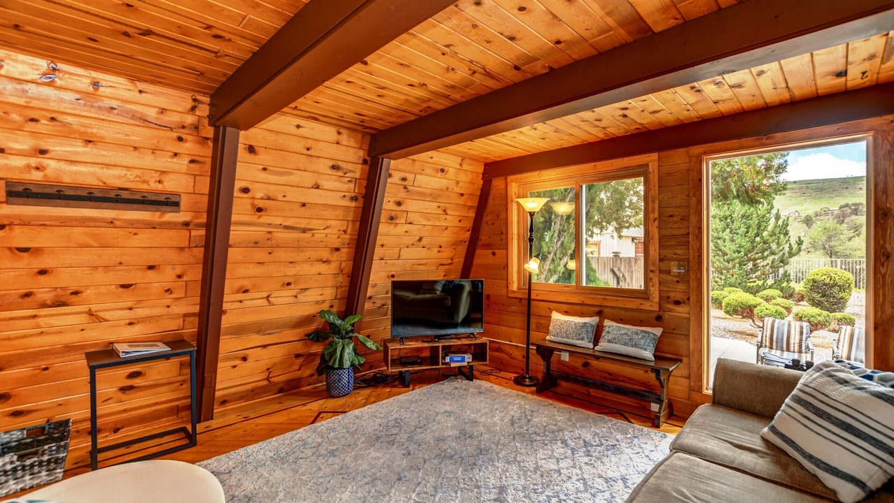 Photo of Livingroom in Diamond Valley