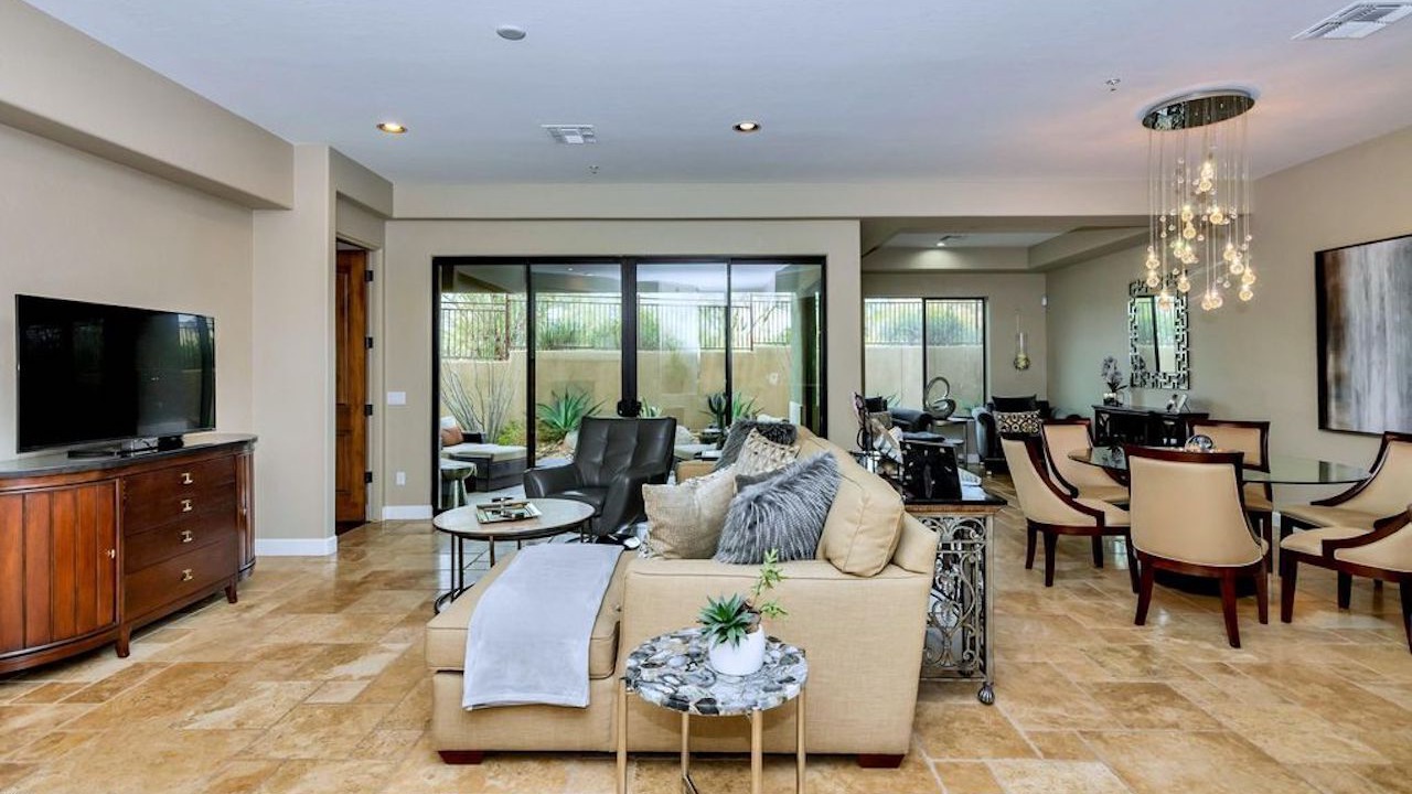 Photo of Livingroom in Troon North