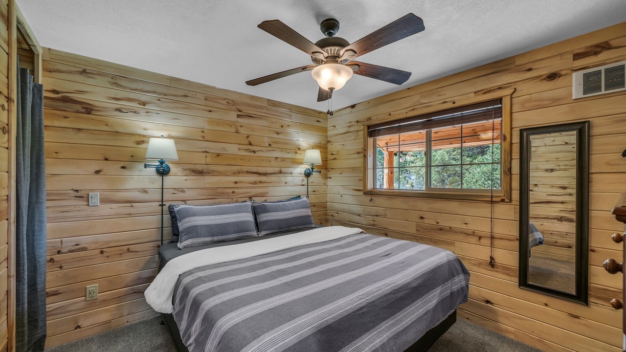 Photo of Bedroom in Orderville