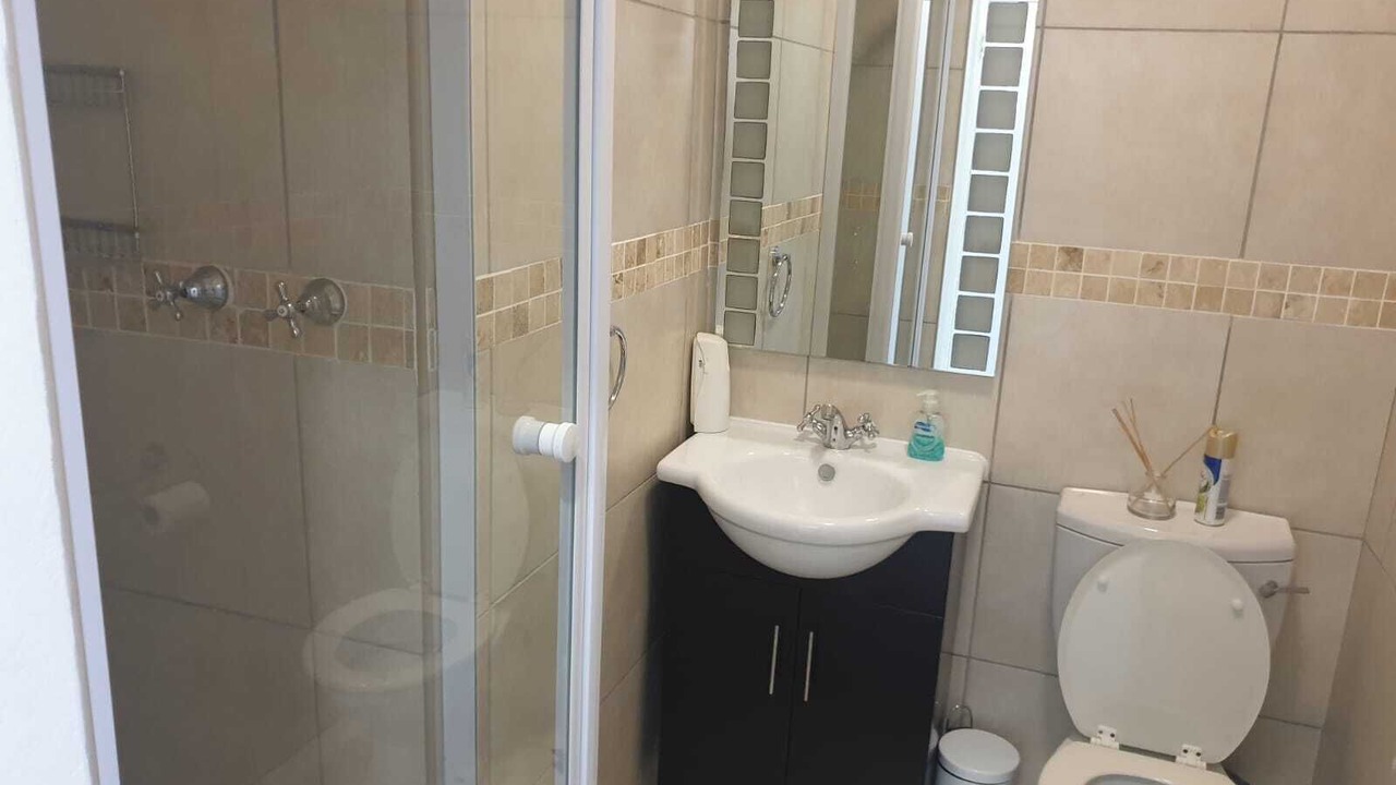 Photo of Bathroom in Umdloti