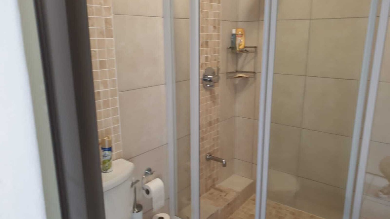 Photo of Bathroom in Umdloti