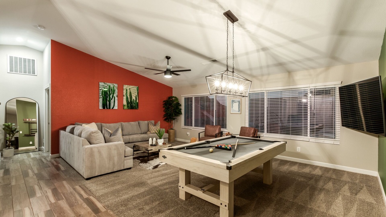 Photo of Bedroom in South Mountain