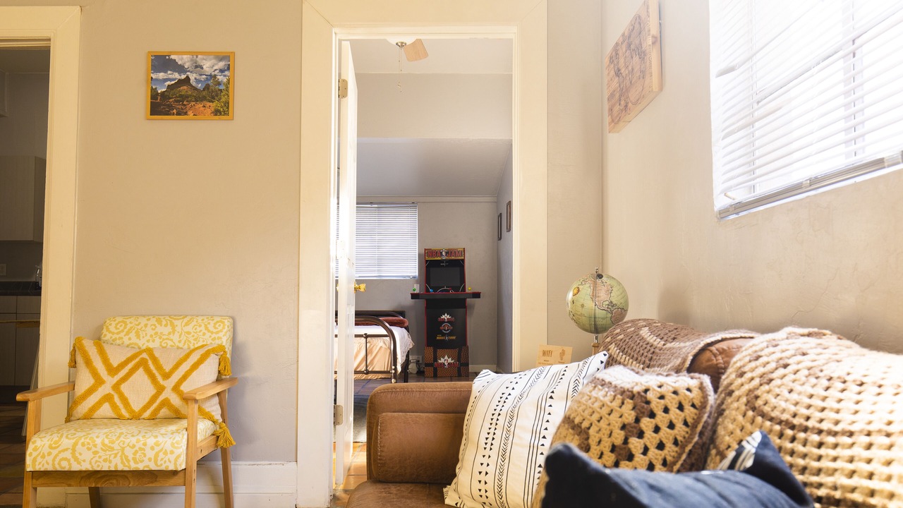 Photo of Livingroom in Iron Horse Historic District