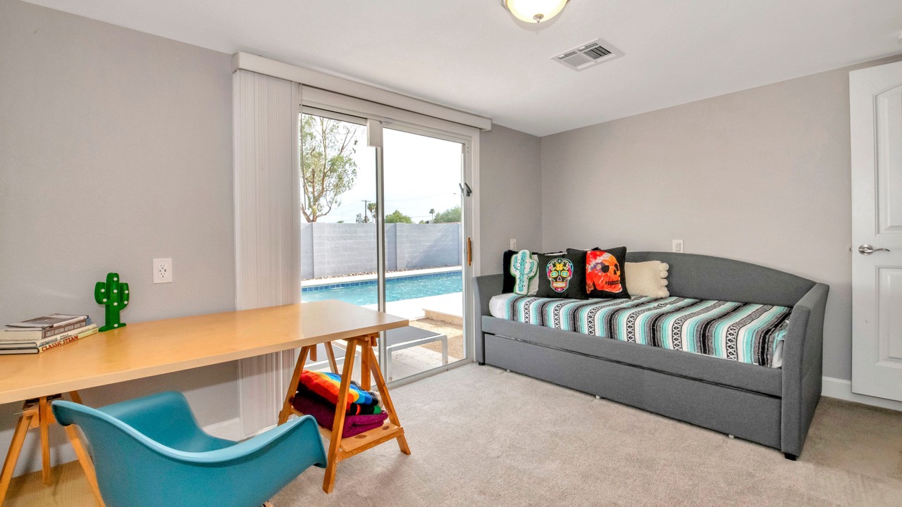 Photo of Livingroom in Tempe