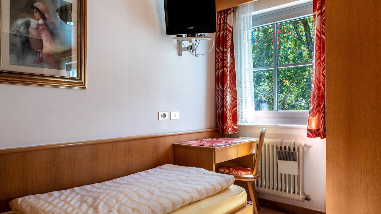 Photo of Bedroom in Canazei