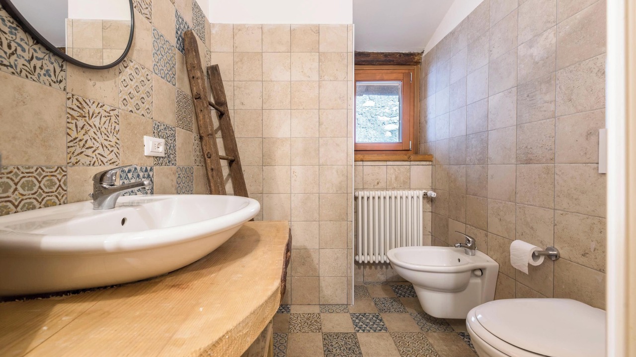 Photo of Bathroom in Canale di Tenno