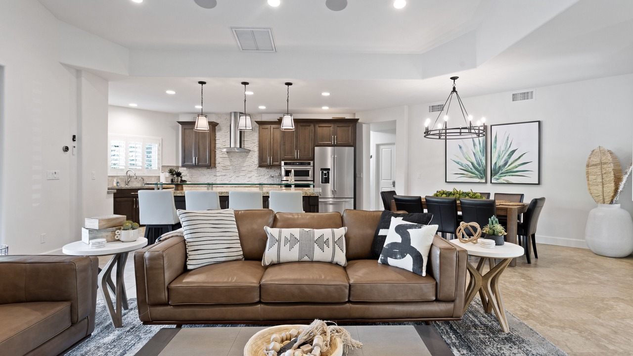 Photo of Livingroom in Paradise Valley Village