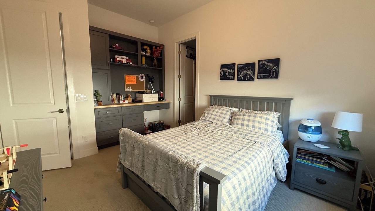 Photo of Bedroom in South Mountain