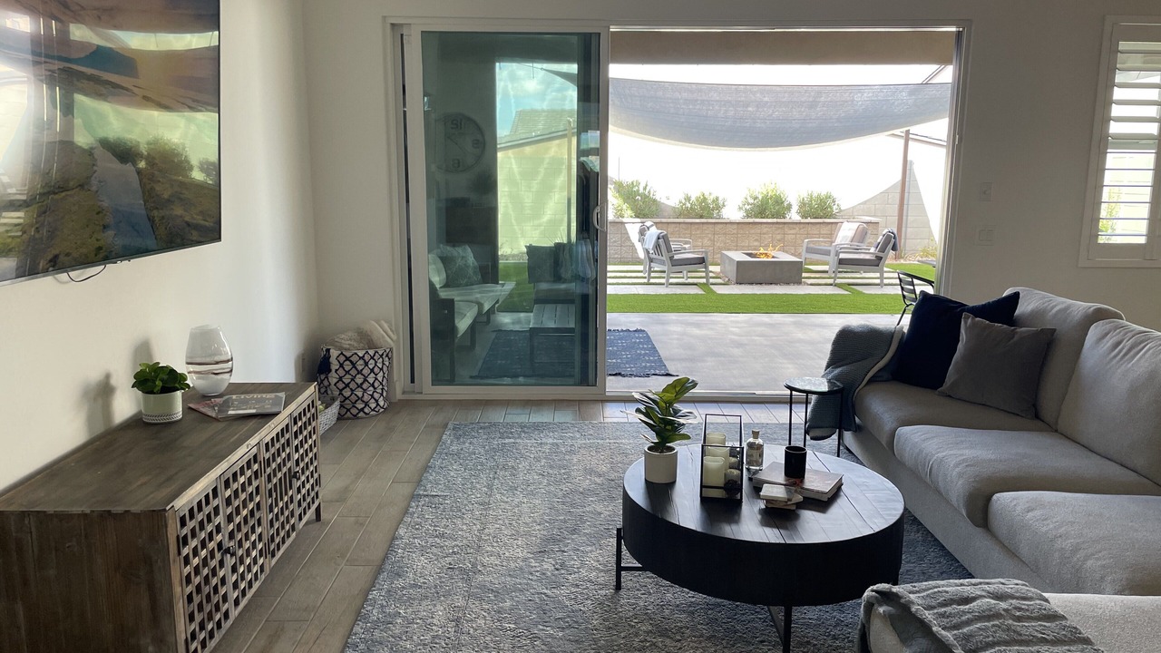 Photo of Livingroom in South Mountain