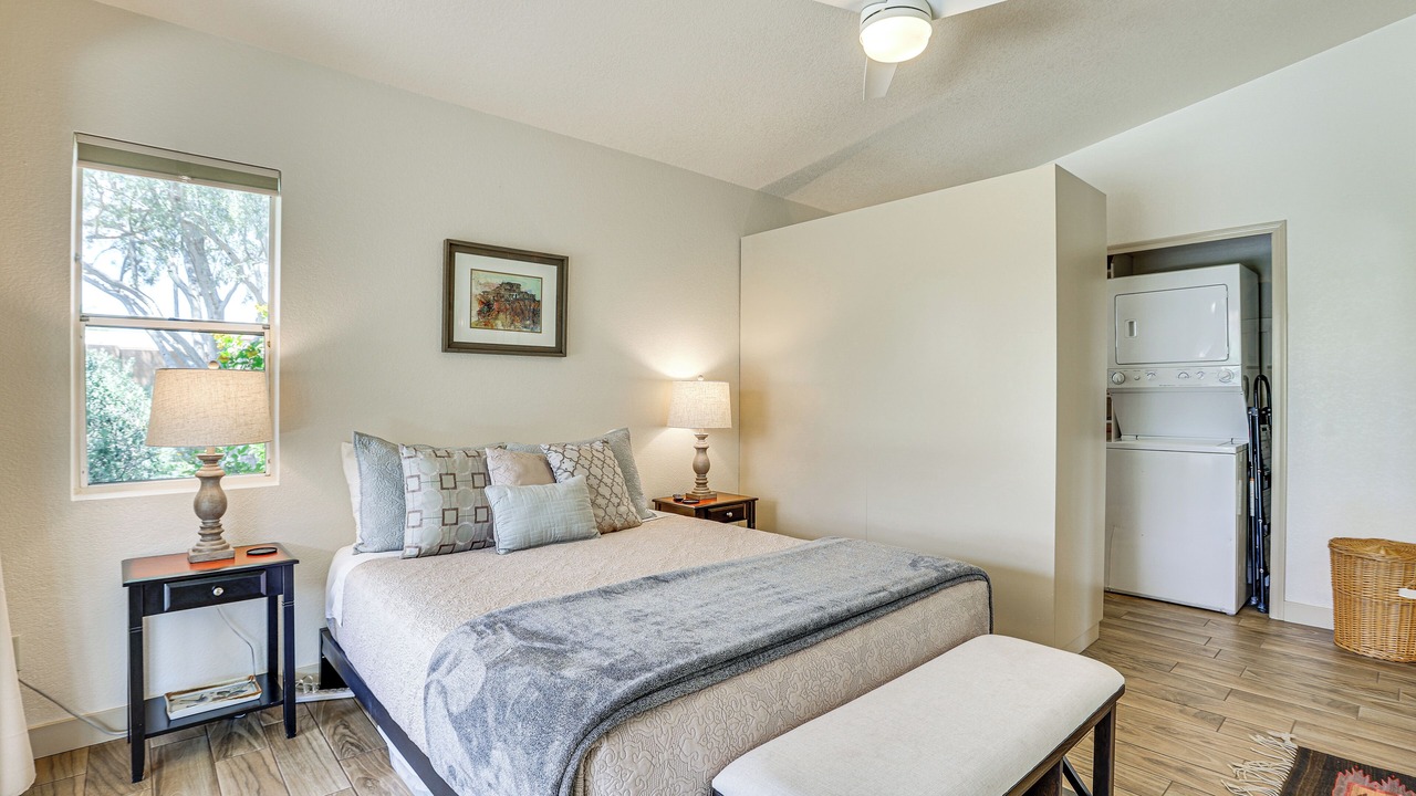 Photo of Bedroom in Paradise Valley Village