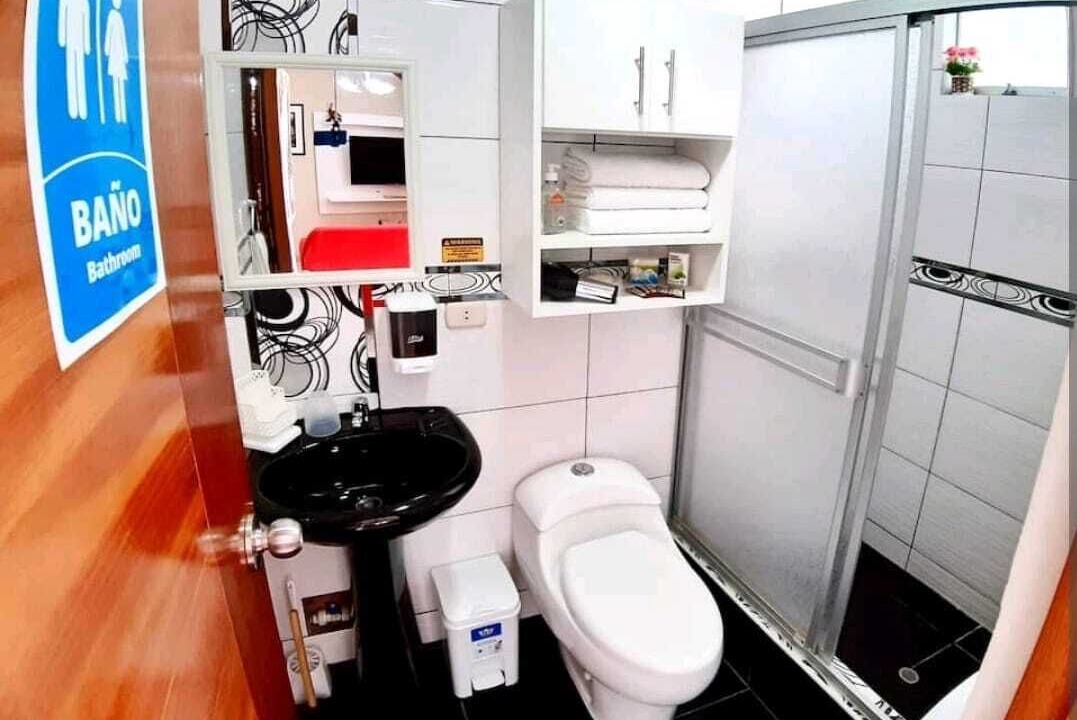 Photo of Bathroom in Callao