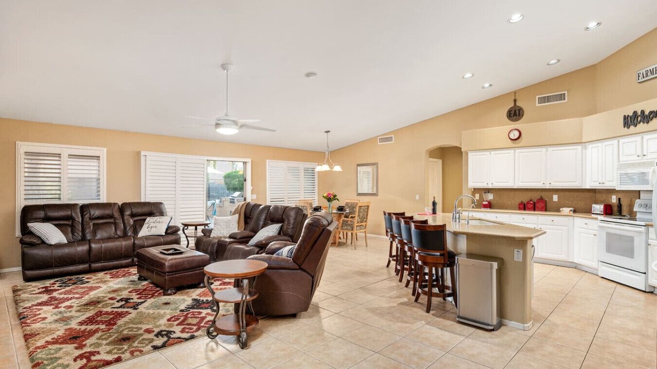 Photo of Livingroom in Silverton