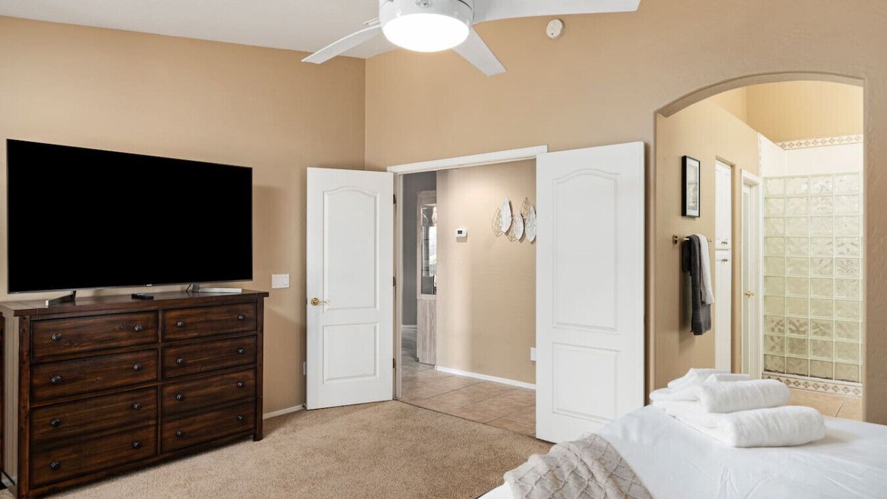 Photo of Bedroom in Silverton