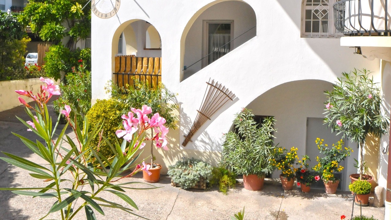 Photo of Outdoor in Nalles
