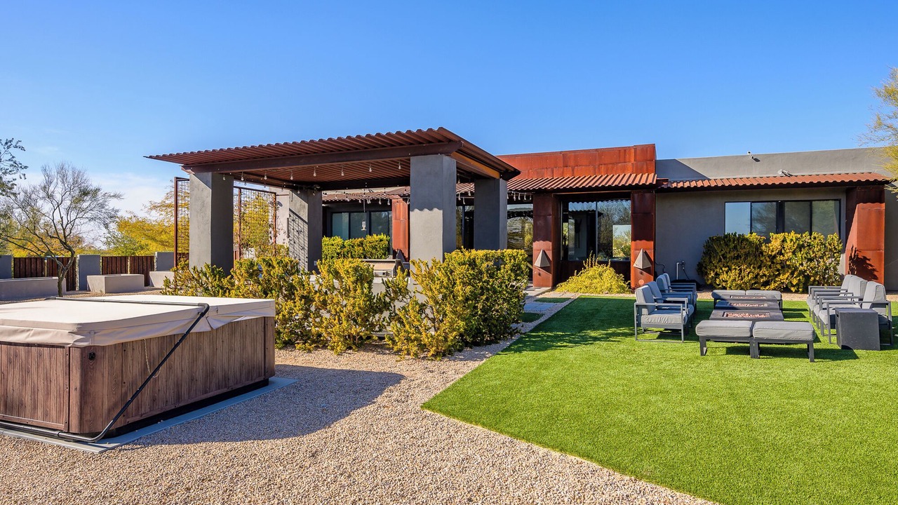Photo of Patio Balcony in Desert View Village