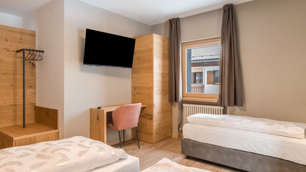 Photo of Bedroom in Campitello di Fassa