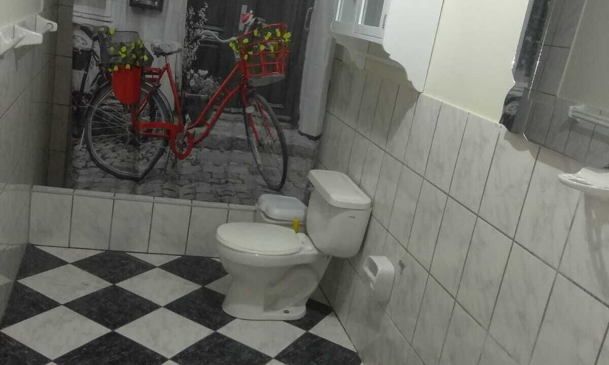 Photo of Bathroom in Los Olivos