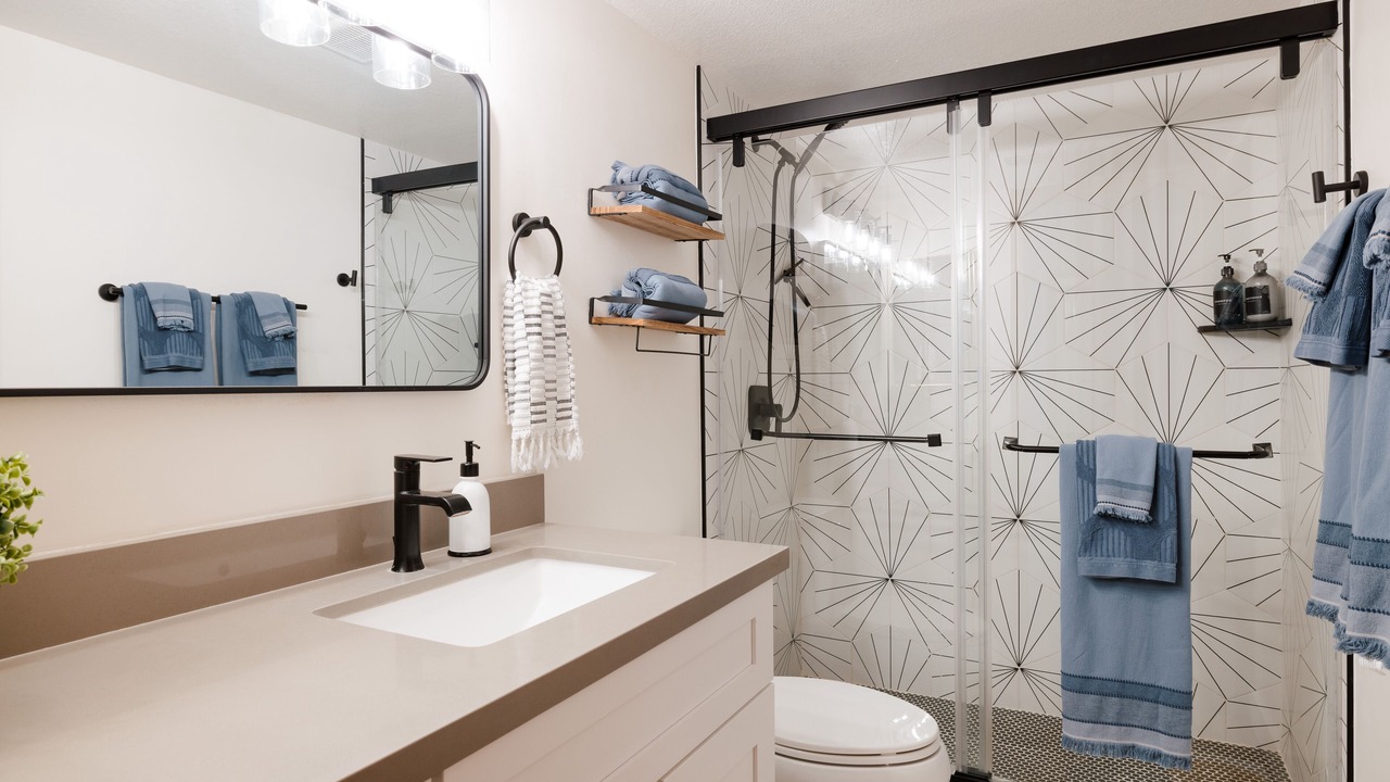 Photo of Bathroom in Strawberry
