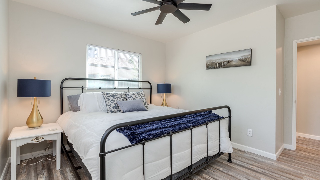 Photo of Bedroom in Poets Square