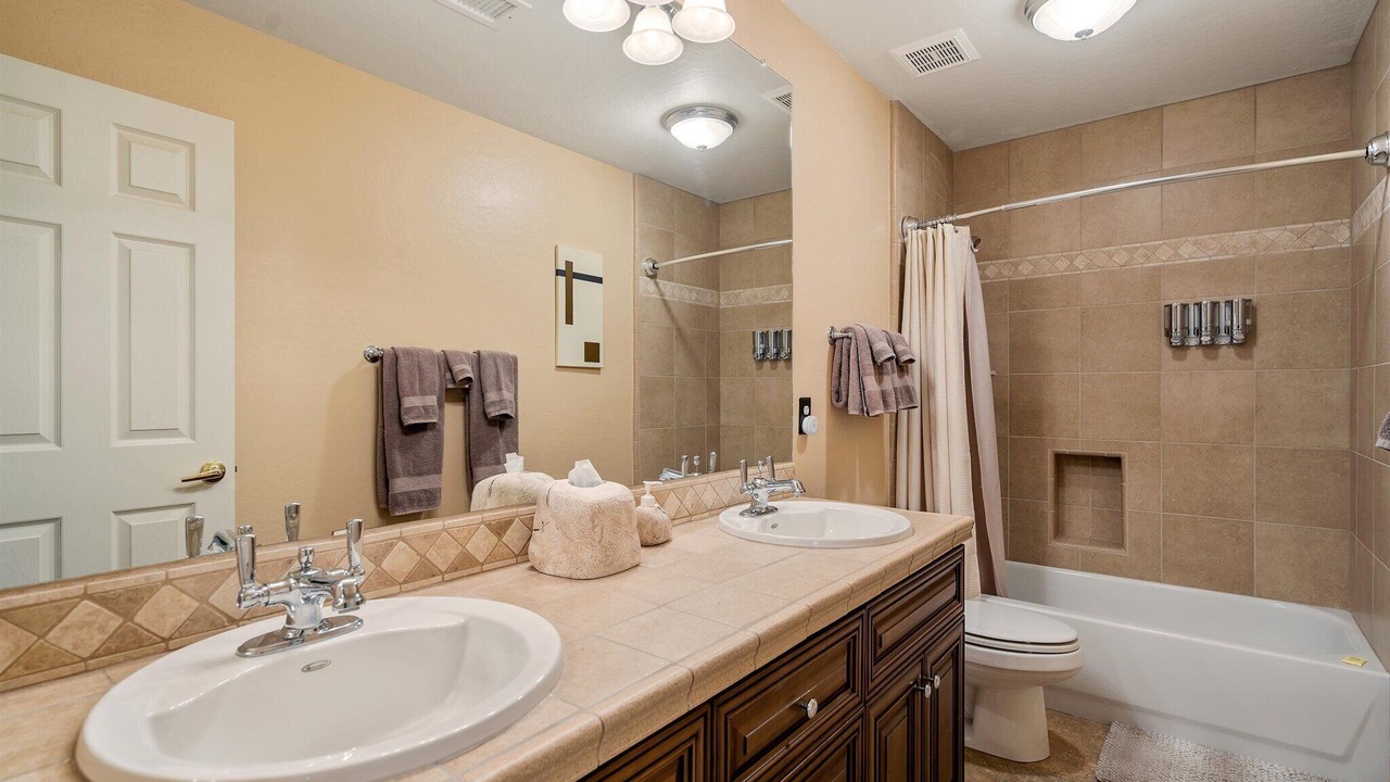 Photo of Bathroom in Tatum Ranch