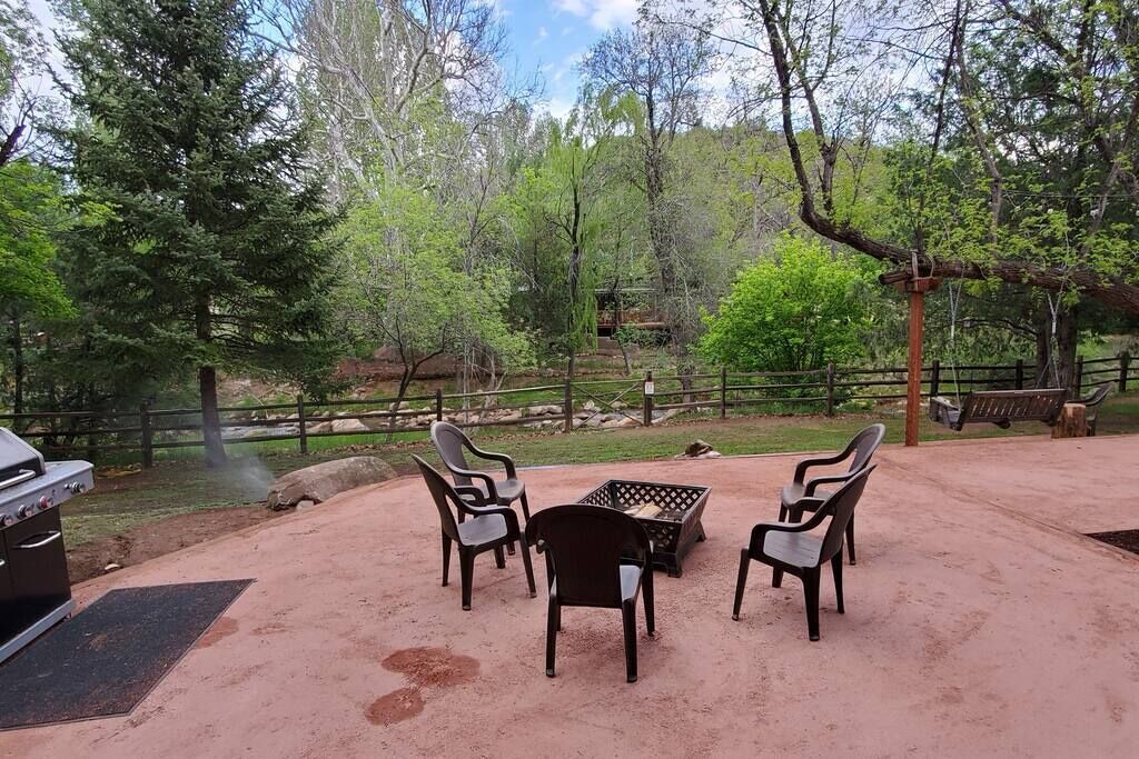 Photo of Outdoor in Whispering Pines