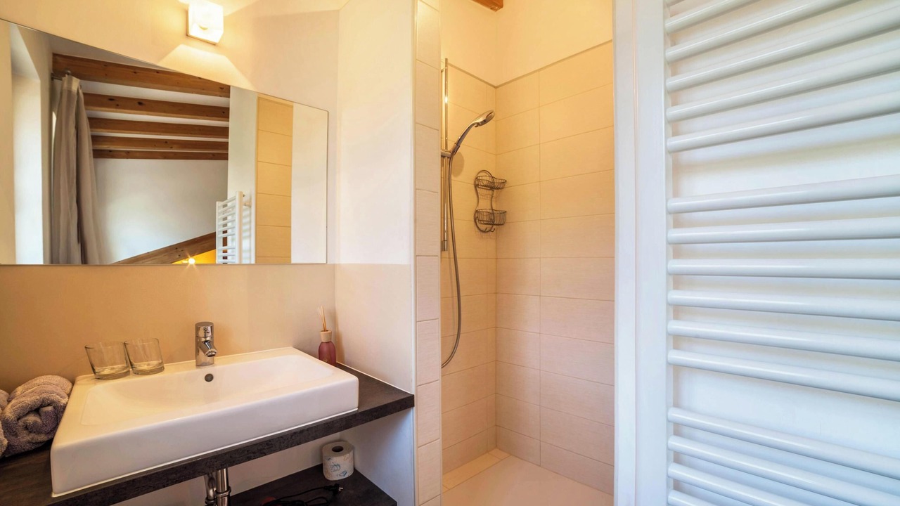 Photo of Bathroom in Caines