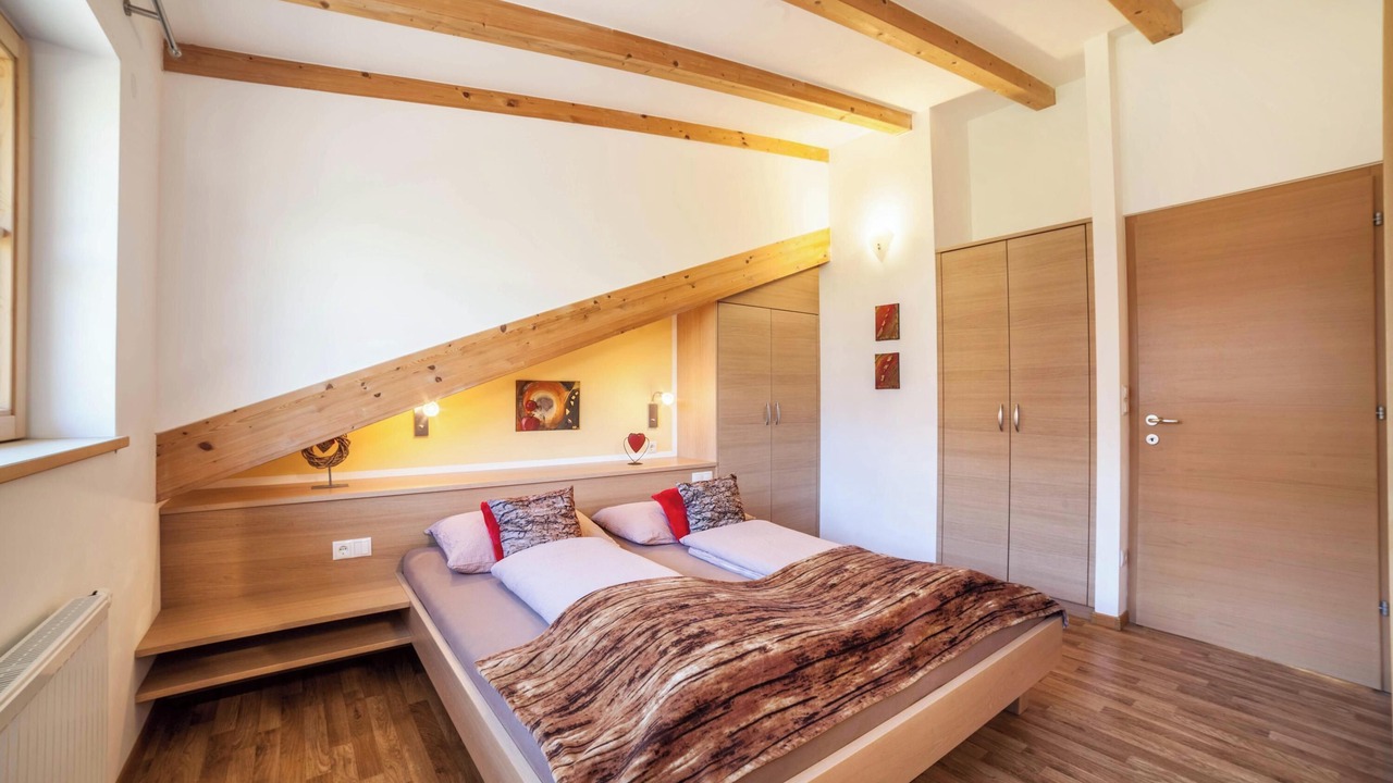Photo of Bedroom in Caines