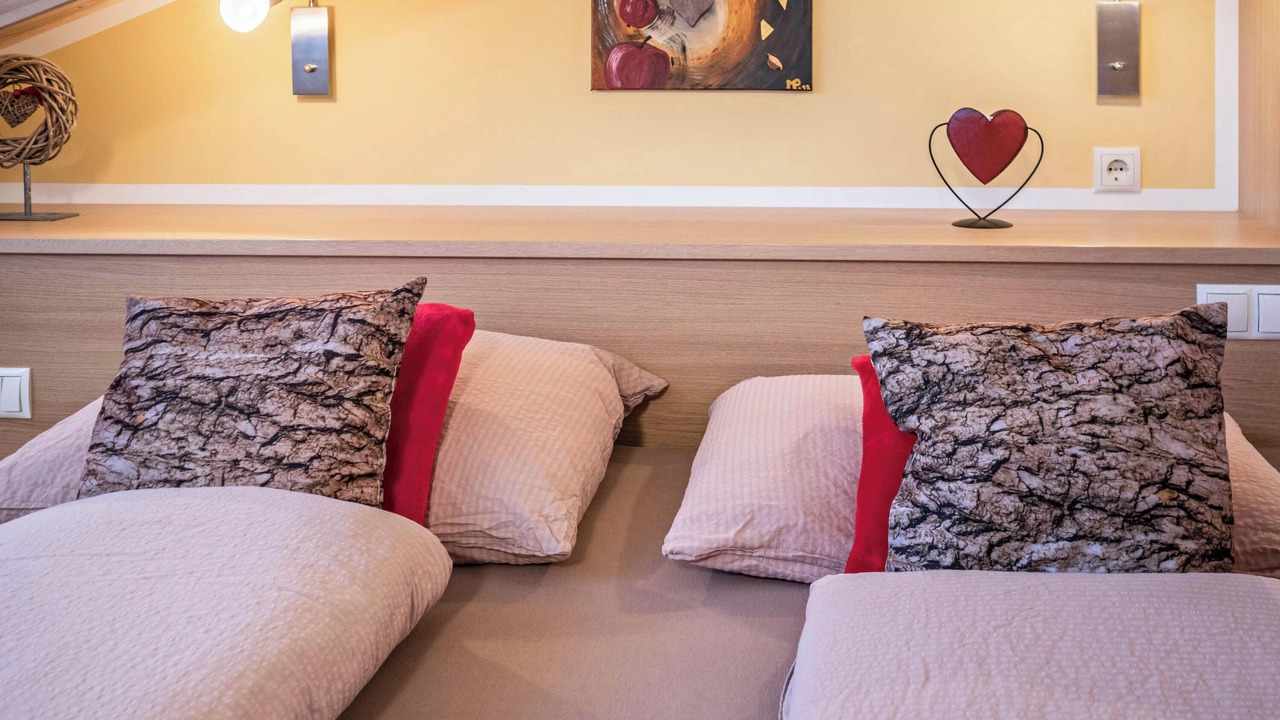Photo of Bedroom in Caines