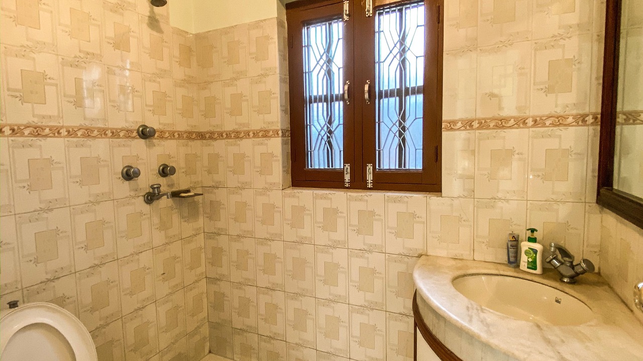 Photo of Bathroom in Boudhha