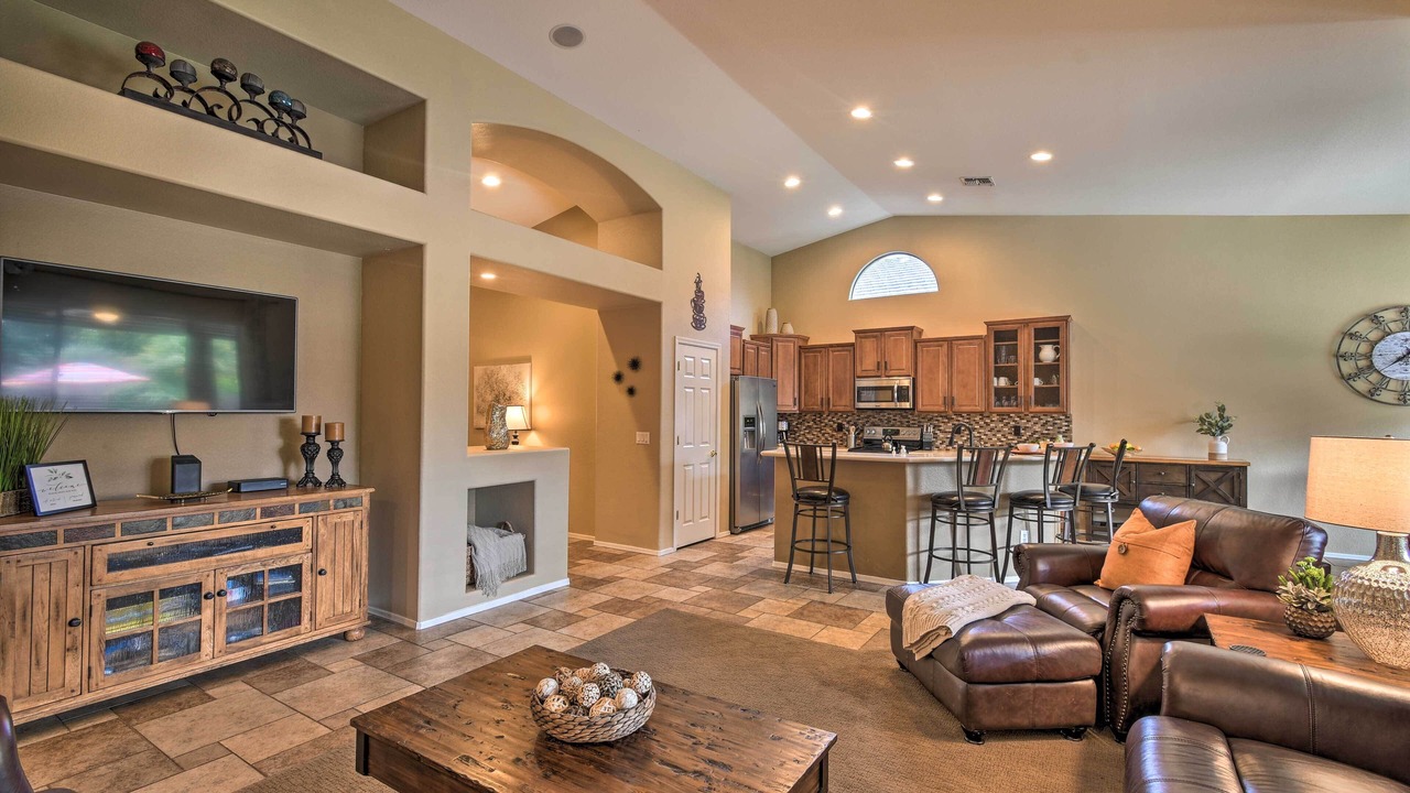 Photo of Livingroom in Royal Ranch